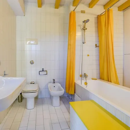 Lemon Garden Retreat -villa Aqua 빌라 *